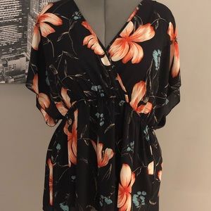 Torrid navy blue/coral floral babydoll blouse